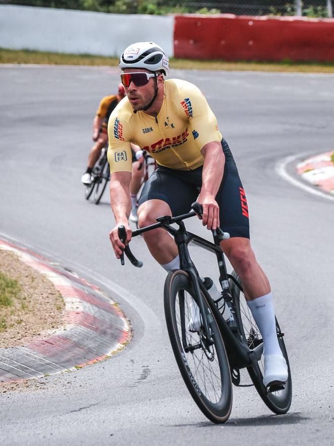 ATTAKK Bibs 25 - Invincible Yellow